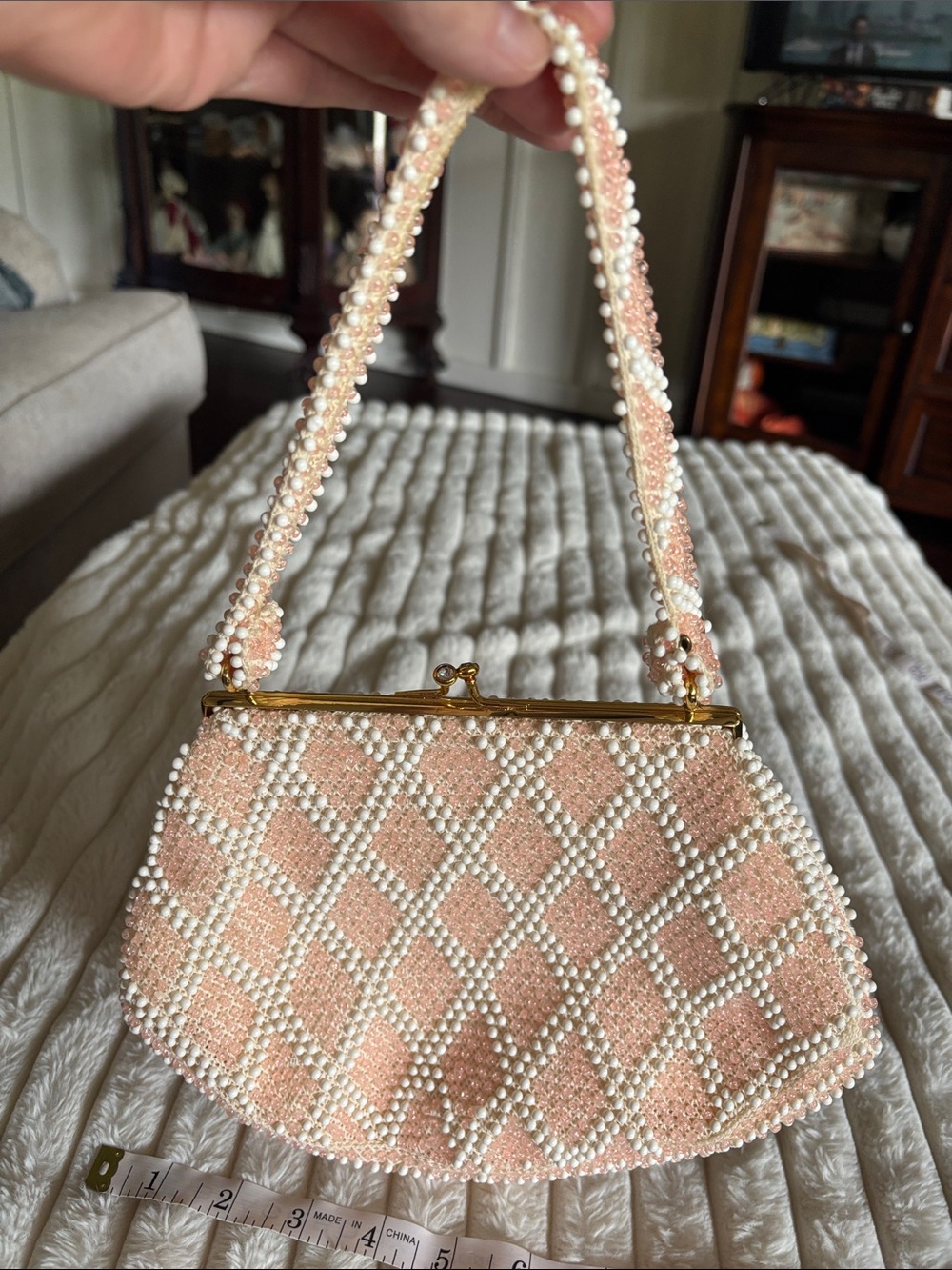 Corde’bead by Lumered 1950s Pearl-Embellished Peach Beaded Women's Handbag